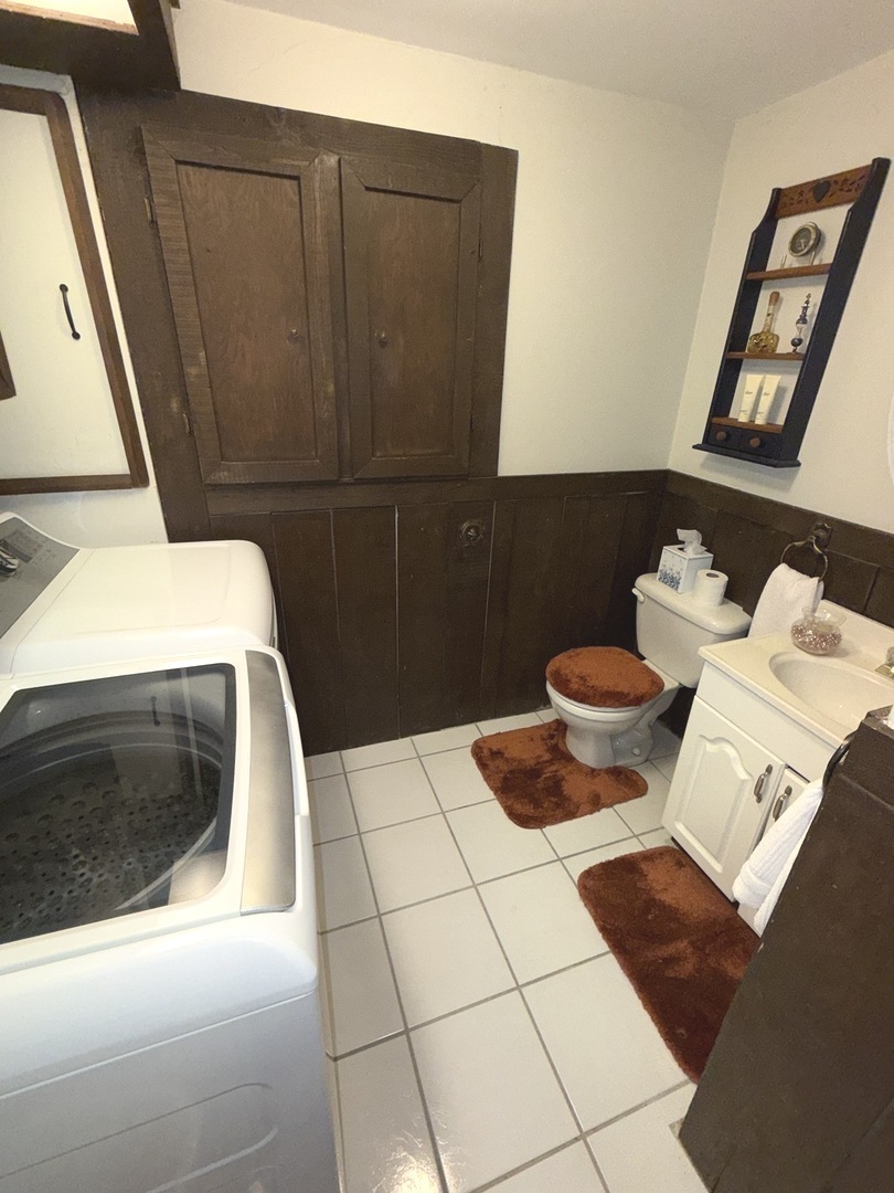 855 E Patten Drive, Palatine, IL 60074