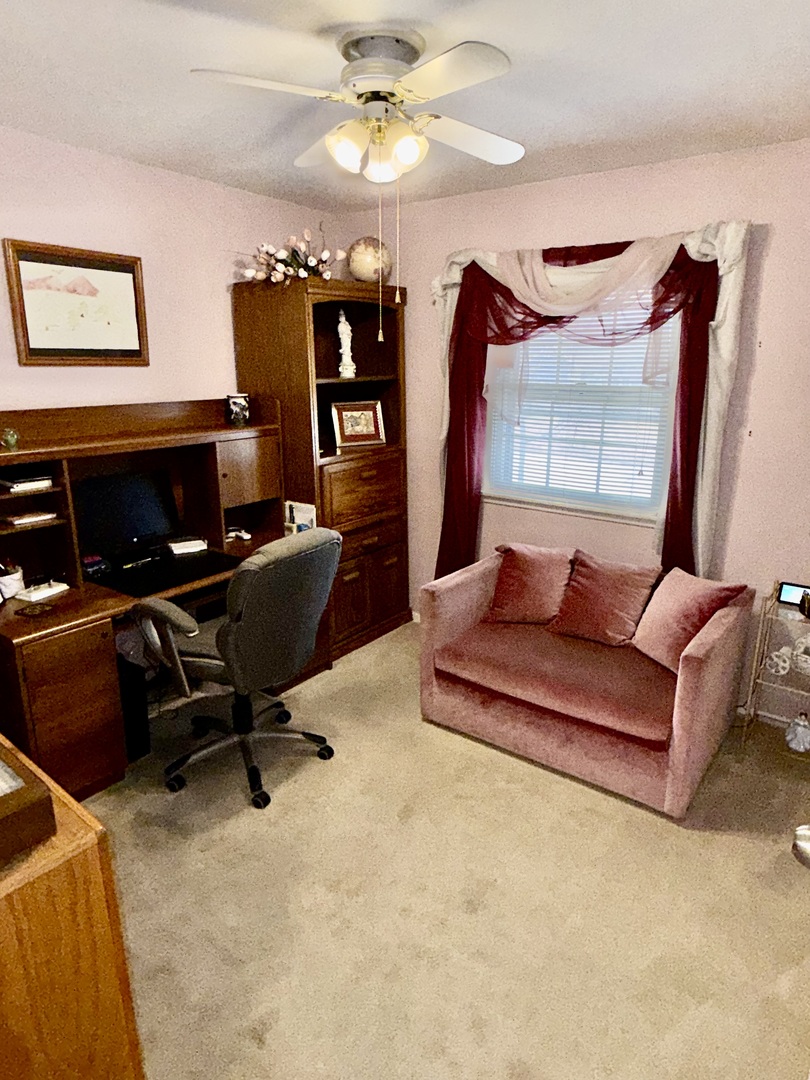 855 E Patten Drive, Palatine, IL 60074