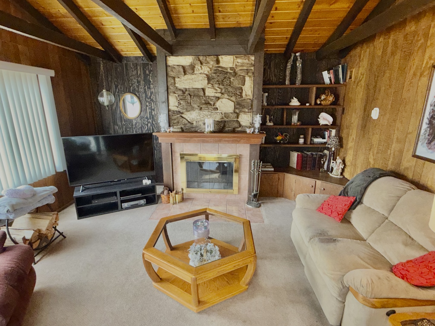 855 E Patten Drive, Palatine, IL 60074