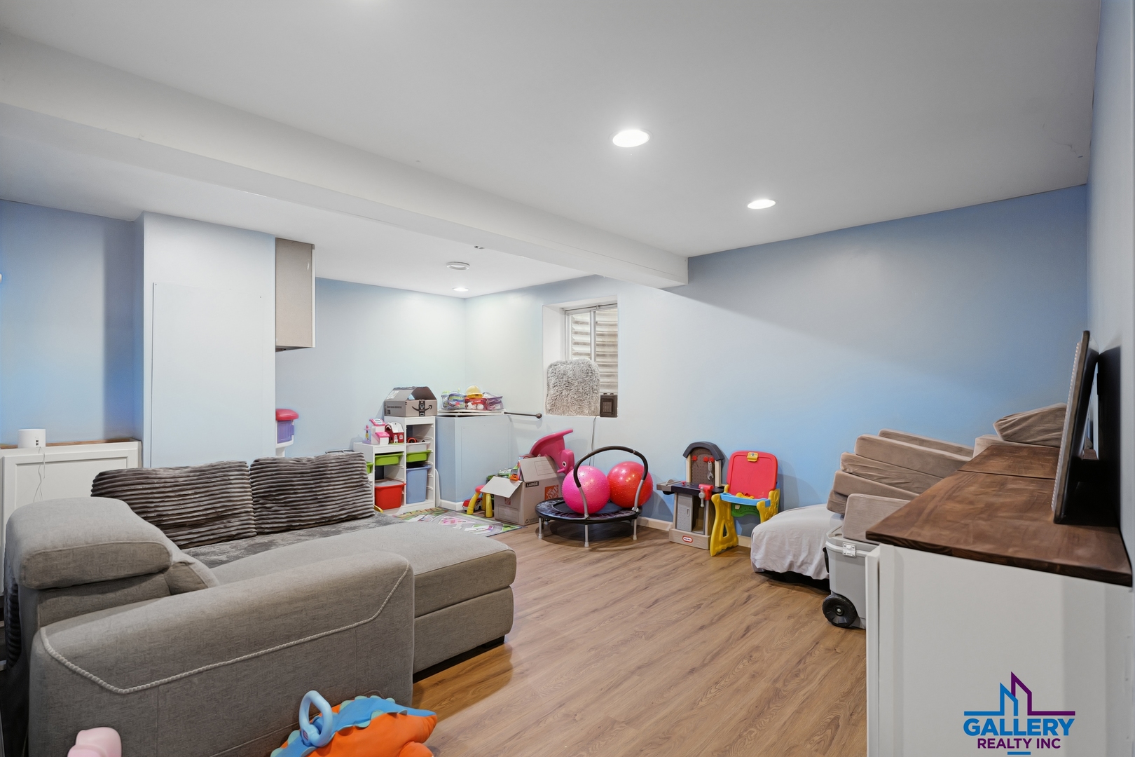 3125 Shenandoah Drive, Carpentersville, IL 60110