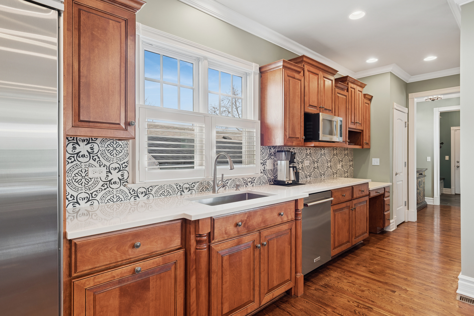 123 S Blanchard Street, Wheaton, IL 60187