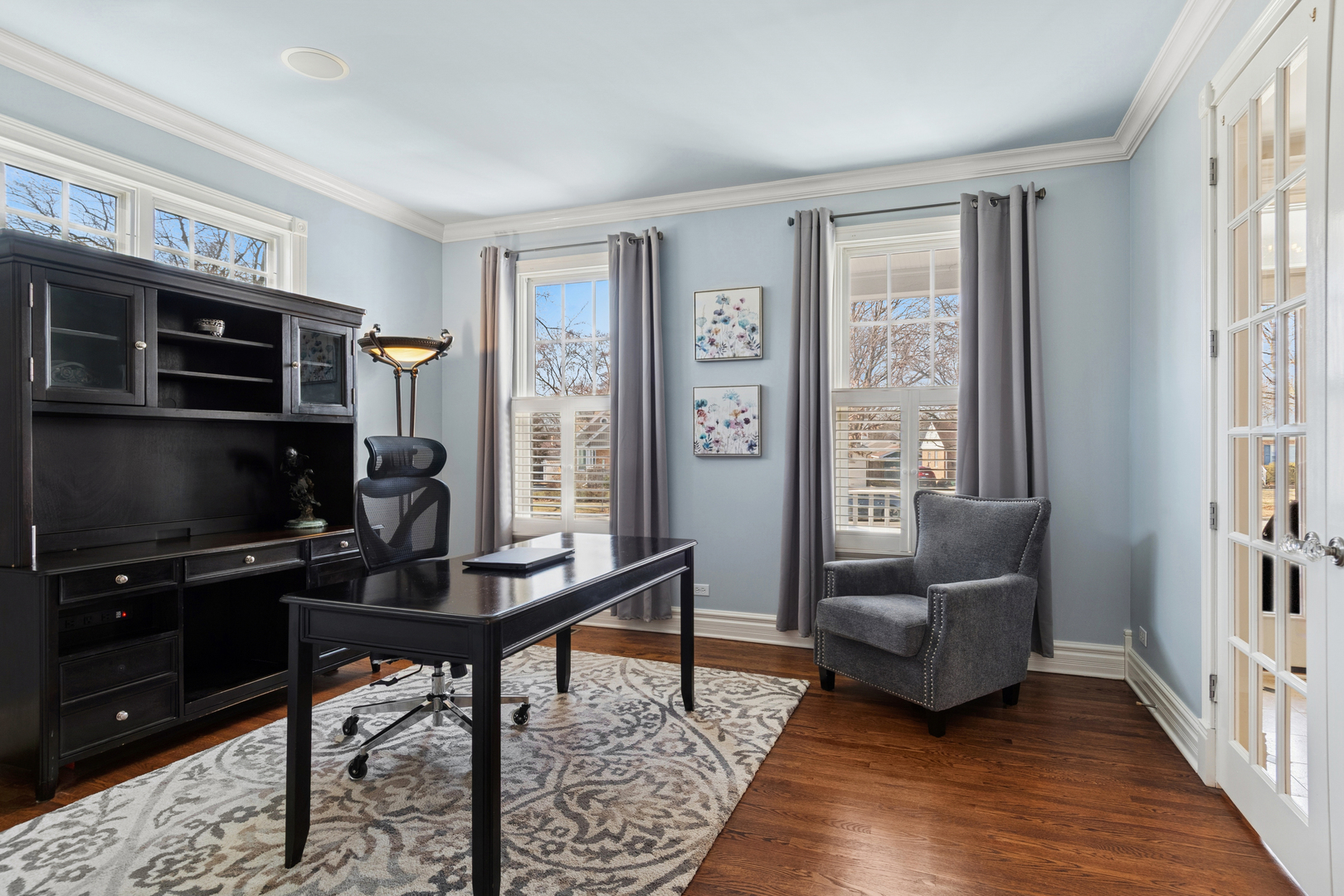 123 S Blanchard Street, Wheaton, IL 60187