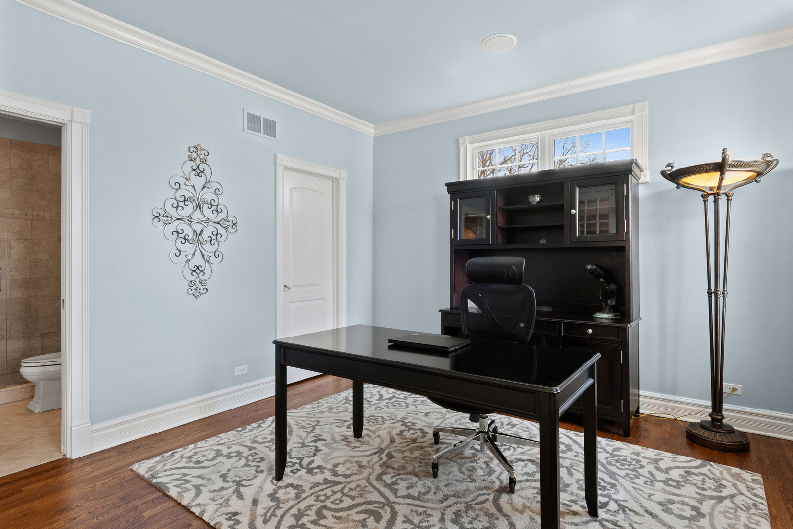 123 S Blanchard Street, Wheaton, IL 60187