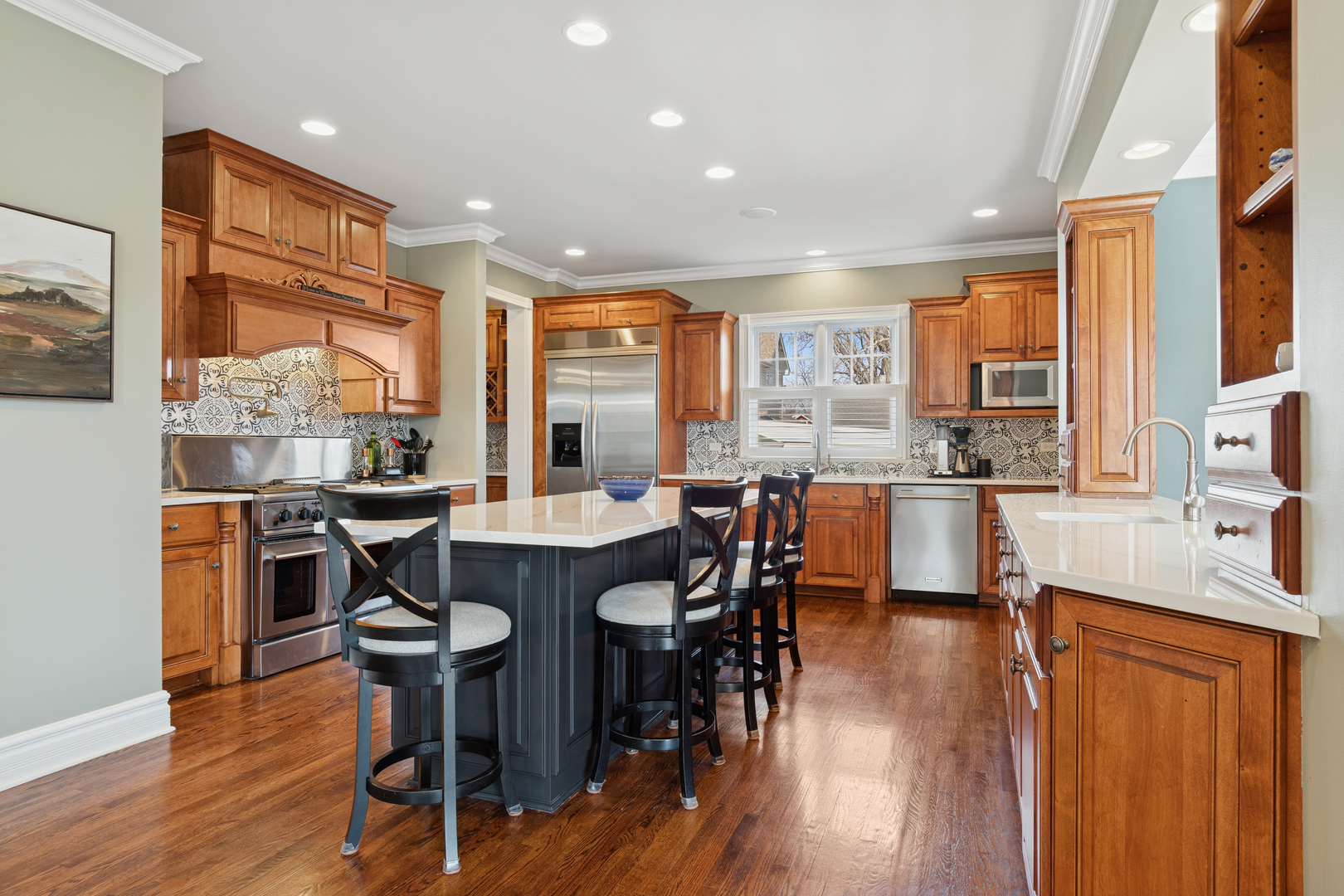 123 S Blanchard Street, Wheaton, IL 60187