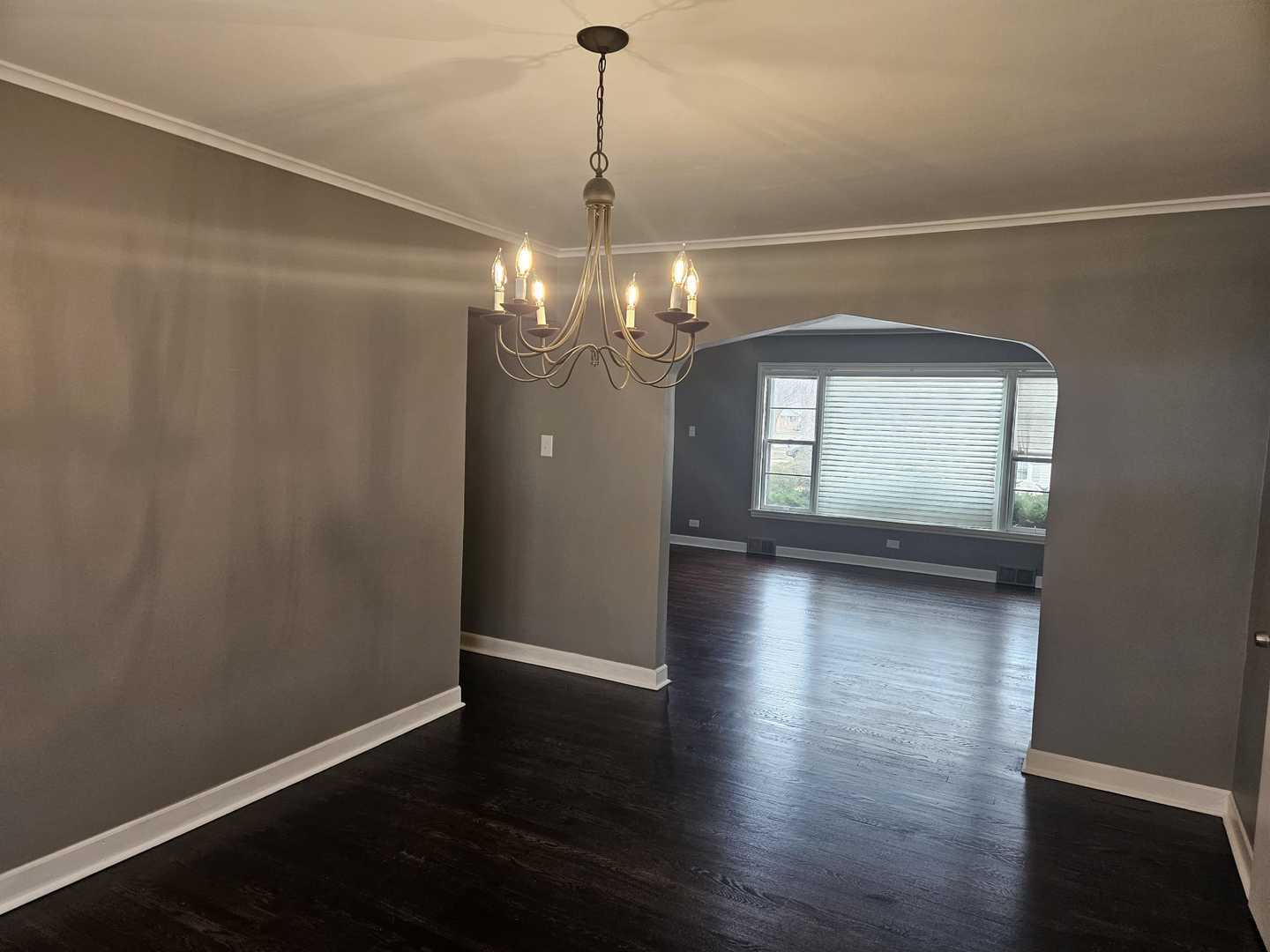 45 N Wisconsin Avenue, Addison, IL 60101