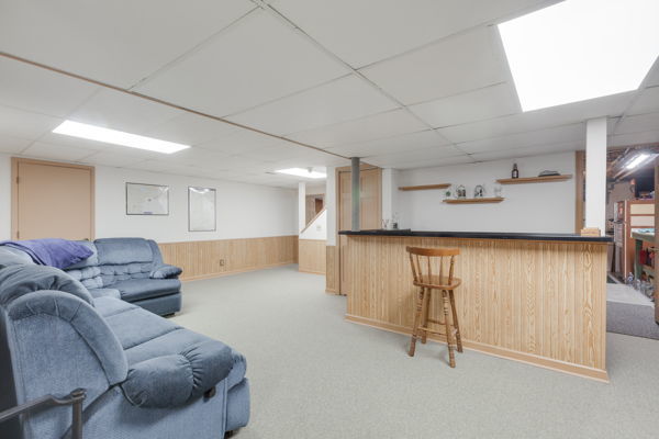 38W512 BITTERSWEET Lane, Elgin, IL 60124