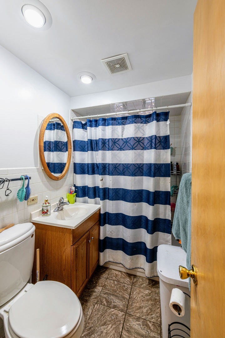 1933 N 18th Avenue, Melrose Park, IL 60160