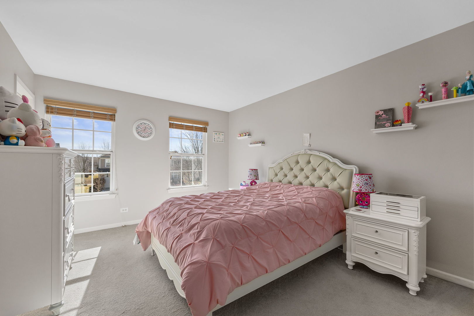 1916 BLUE HERON Circle, Bartlett, IL 60103