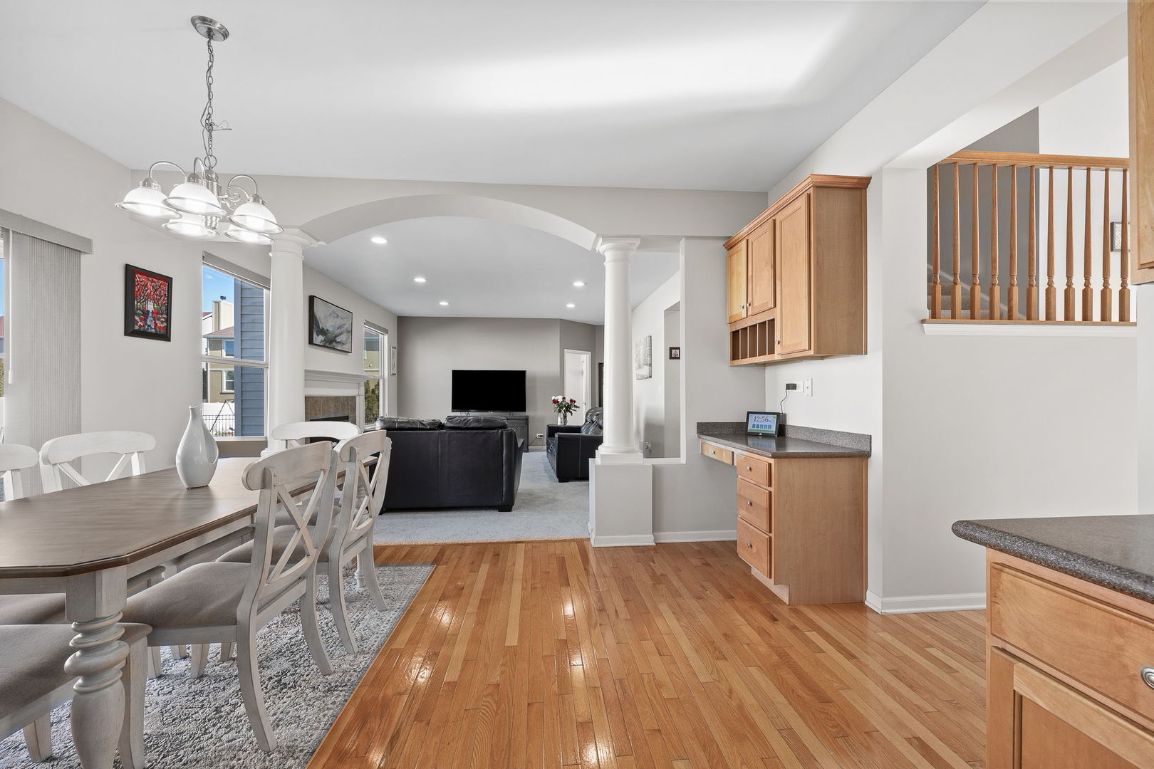 1916 BLUE HERON Circle, Bartlett, IL 60103