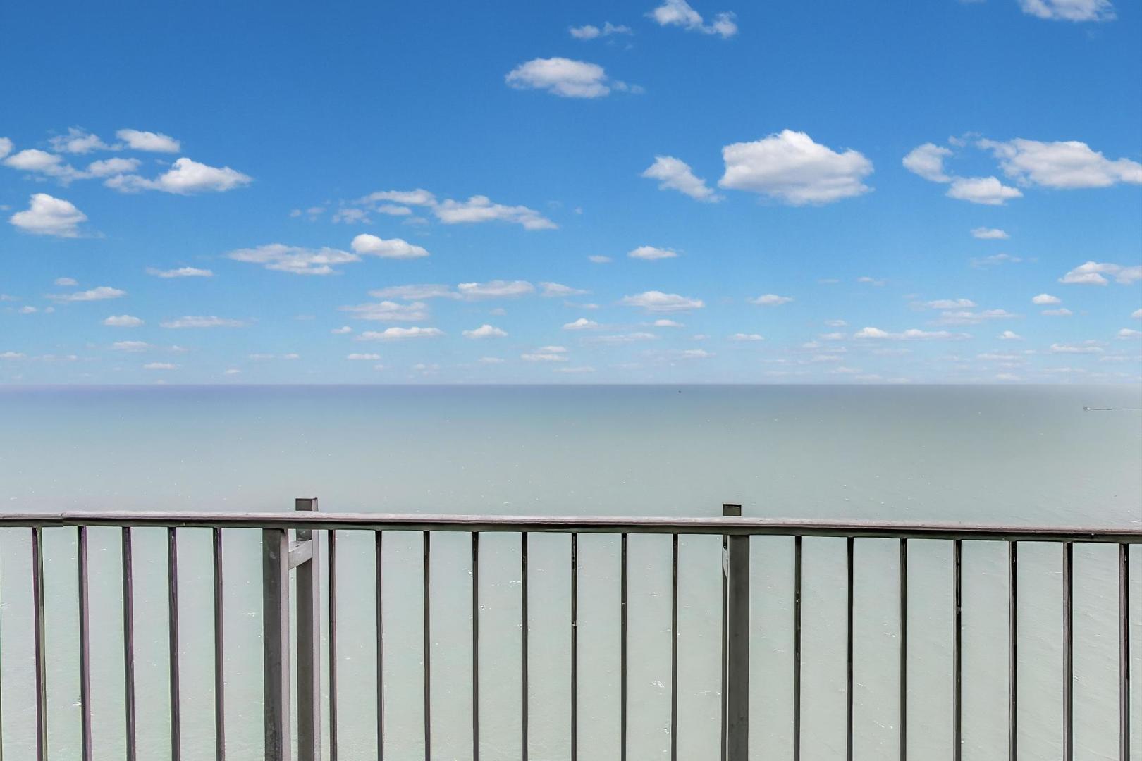 940 W Glenlake Avenue #19C, Chicago, IL 60660