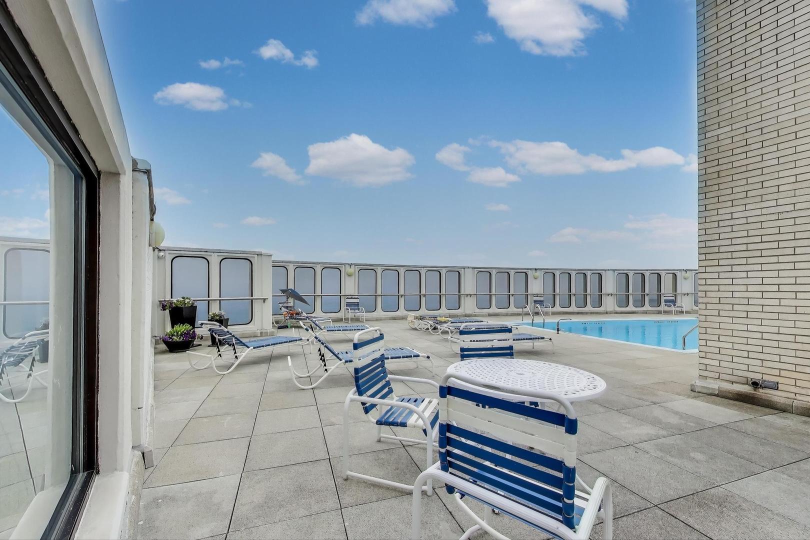 940 W Glenlake Avenue #19C, Chicago, IL 60660