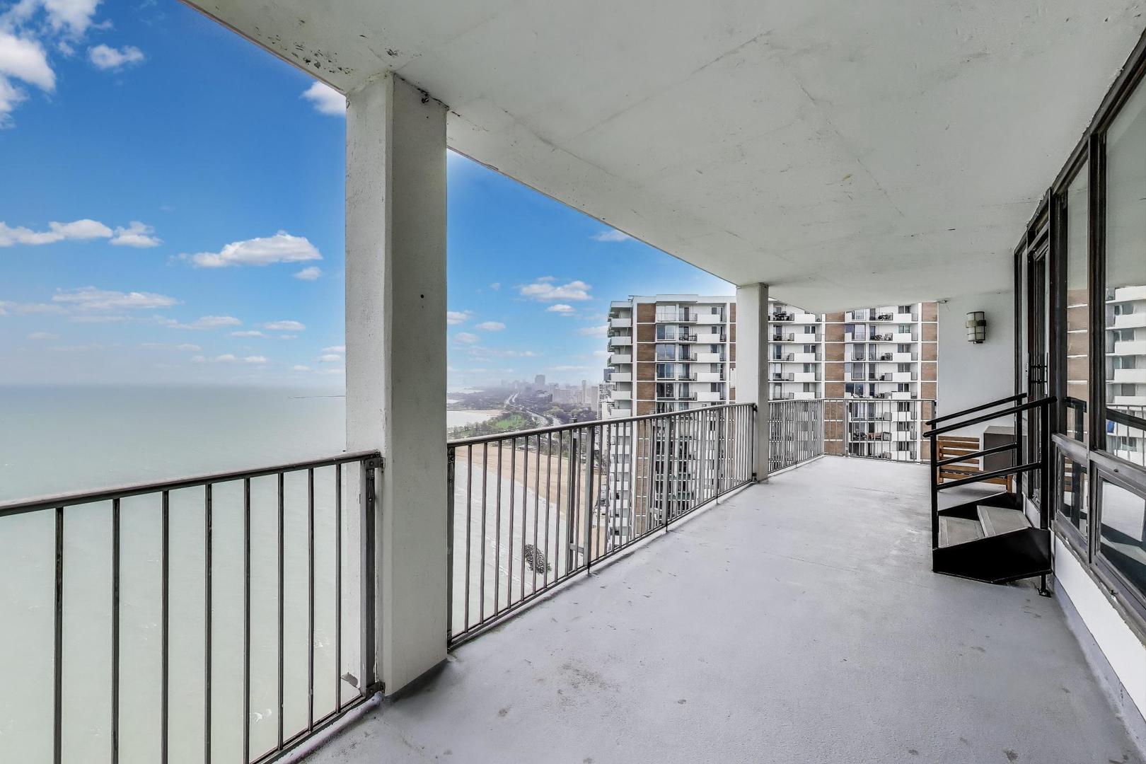 940 W Glenlake Avenue #19C, Chicago, IL 60660