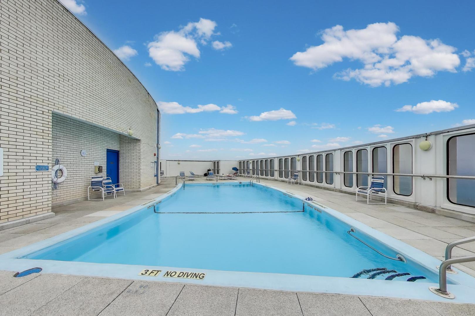 940 W Glenlake Avenue #19C, Chicago, IL 60660