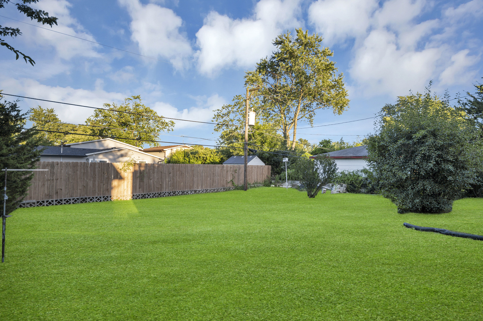 7031 glenwood Lane, Hanover Park, IL 60133