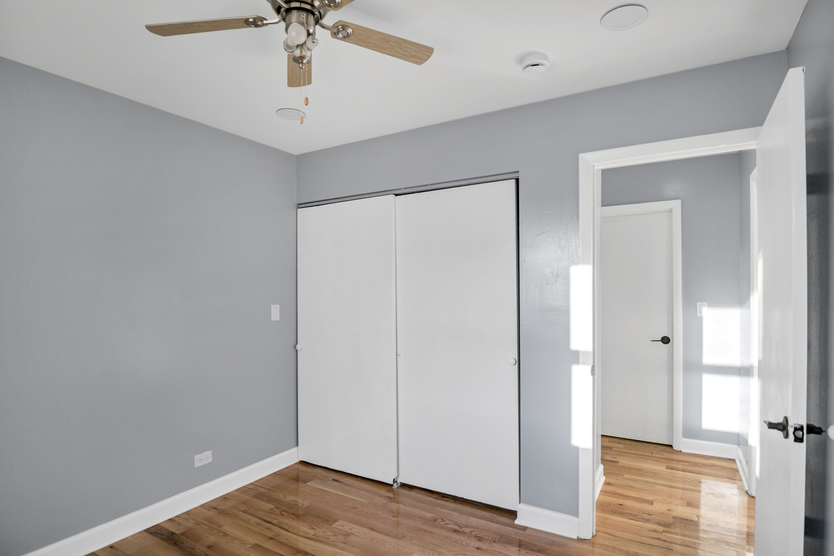 7031 glenwood Lane, Hanover Park, IL 60133