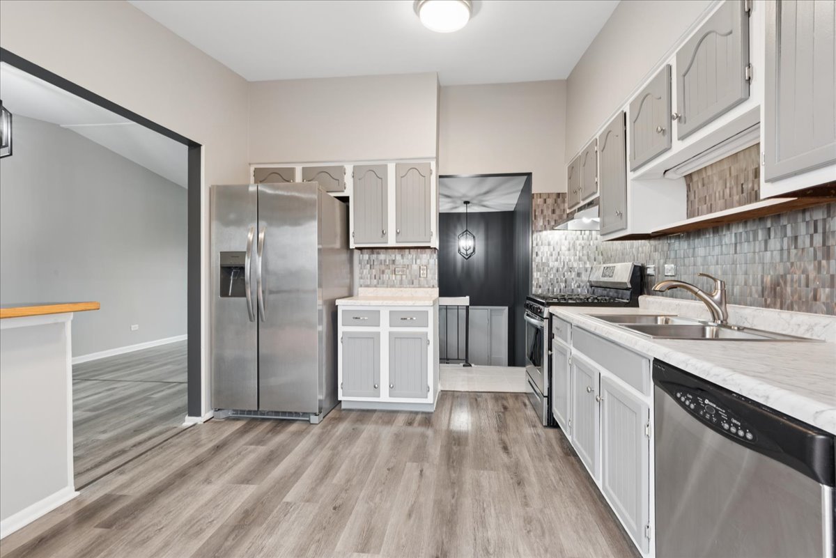 4041 187 Place, Country Club Hills, IL 60478