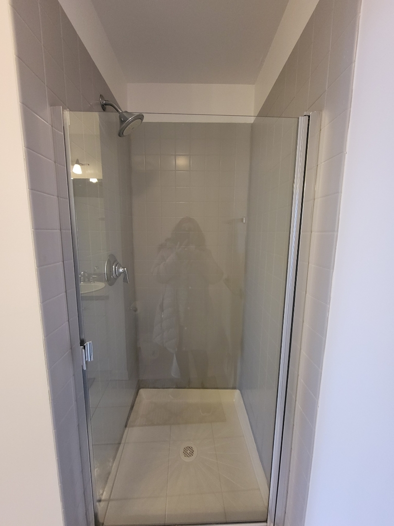 400 VILLAGE Circle #108, Willow Springs, IL 60480