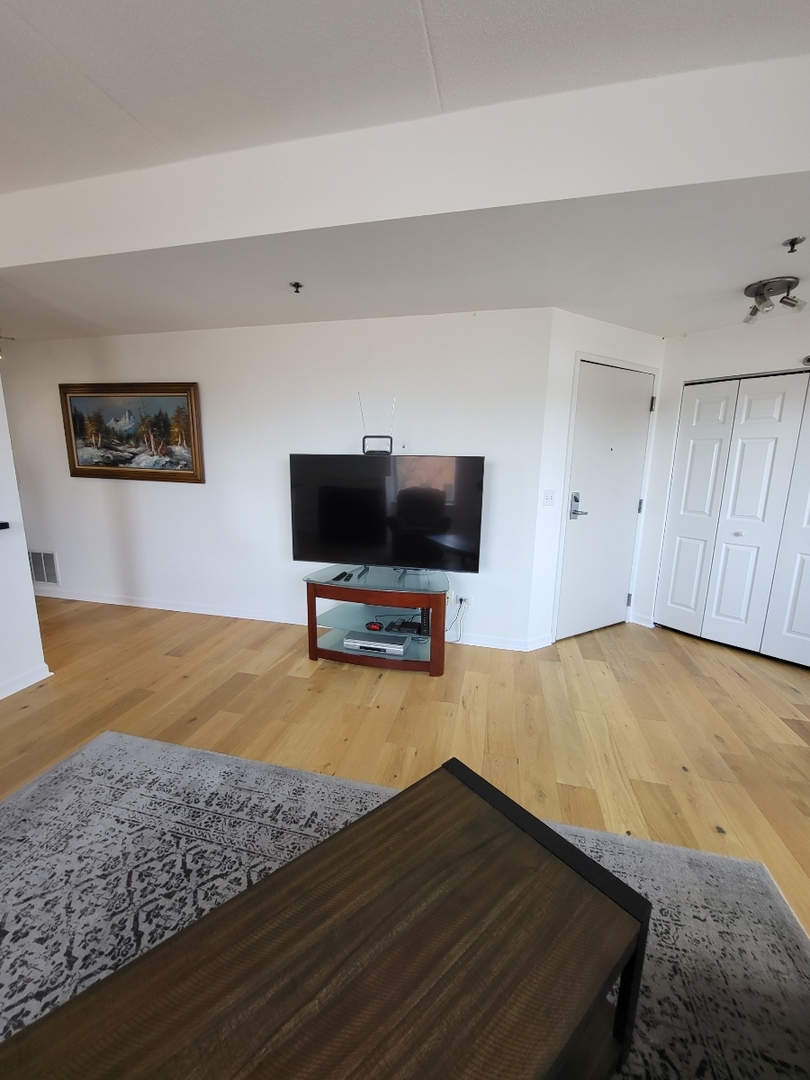 Willow Springs, IL 60480