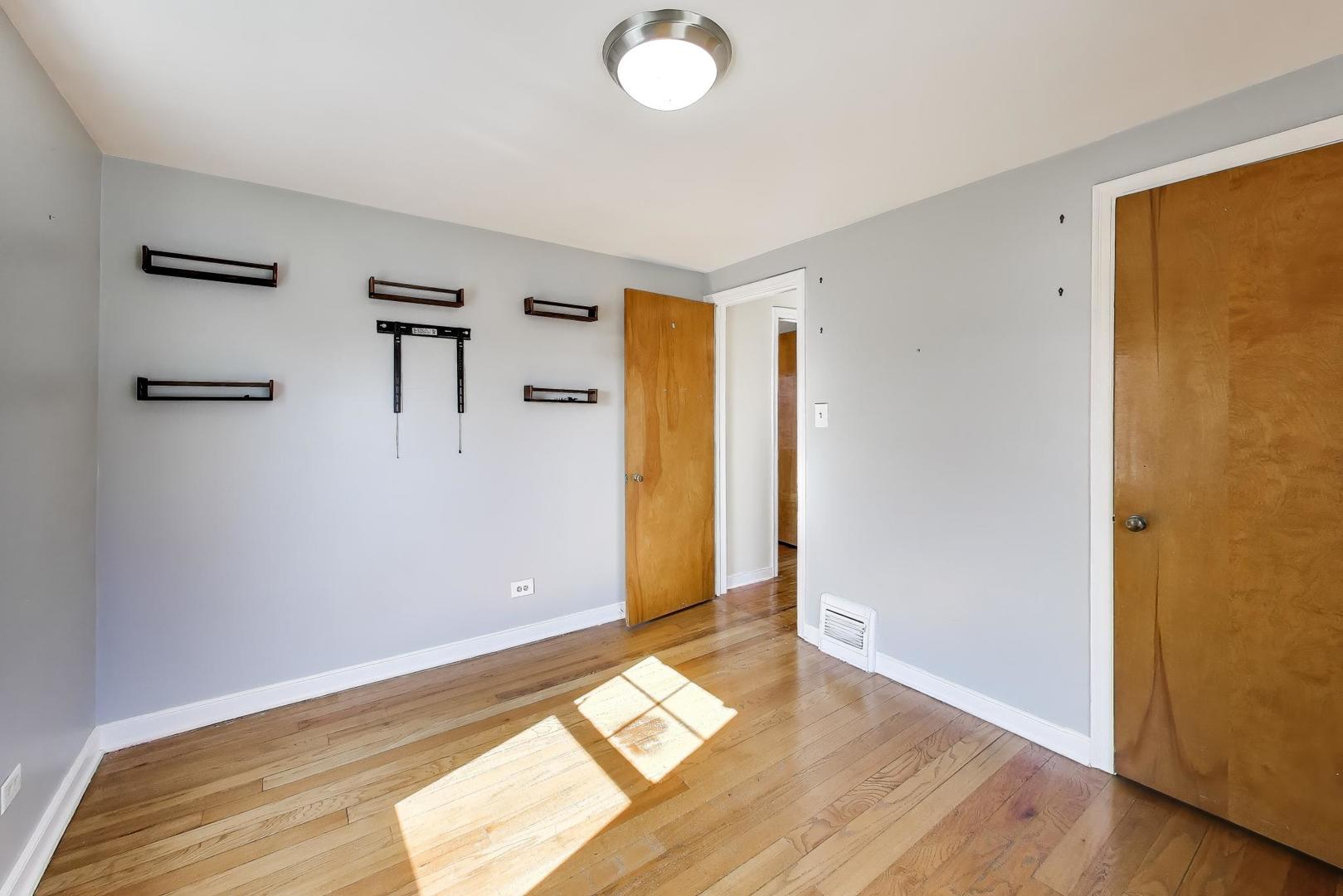 4023 Oak Avenue, Brookfield, IL 60513