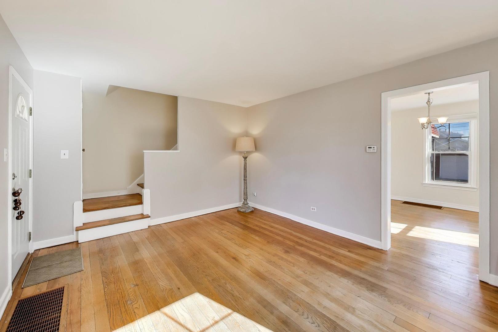 4023 Oak Avenue, Brookfield, IL 60513