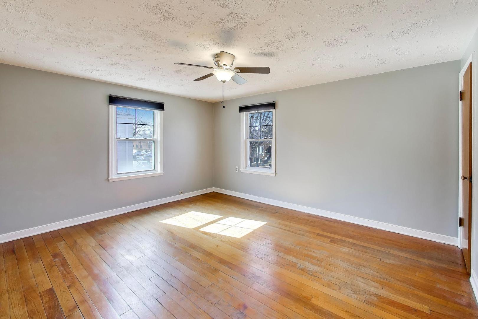 4023 Oak Avenue, Brookfield, IL 60513