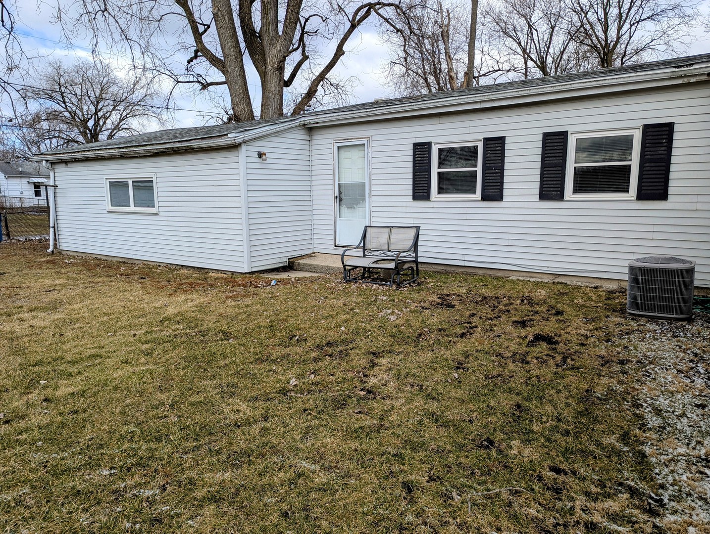 14828 S San Francisco Avenue, Posen, IL 60469