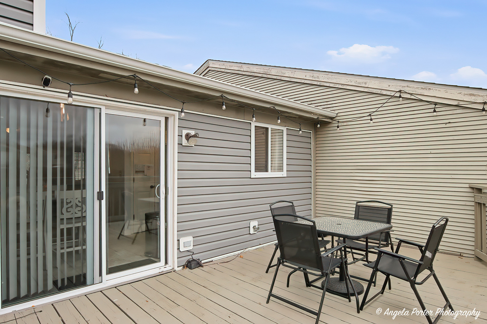 2366 Scott Court, Round Lake Beach, IL 60073