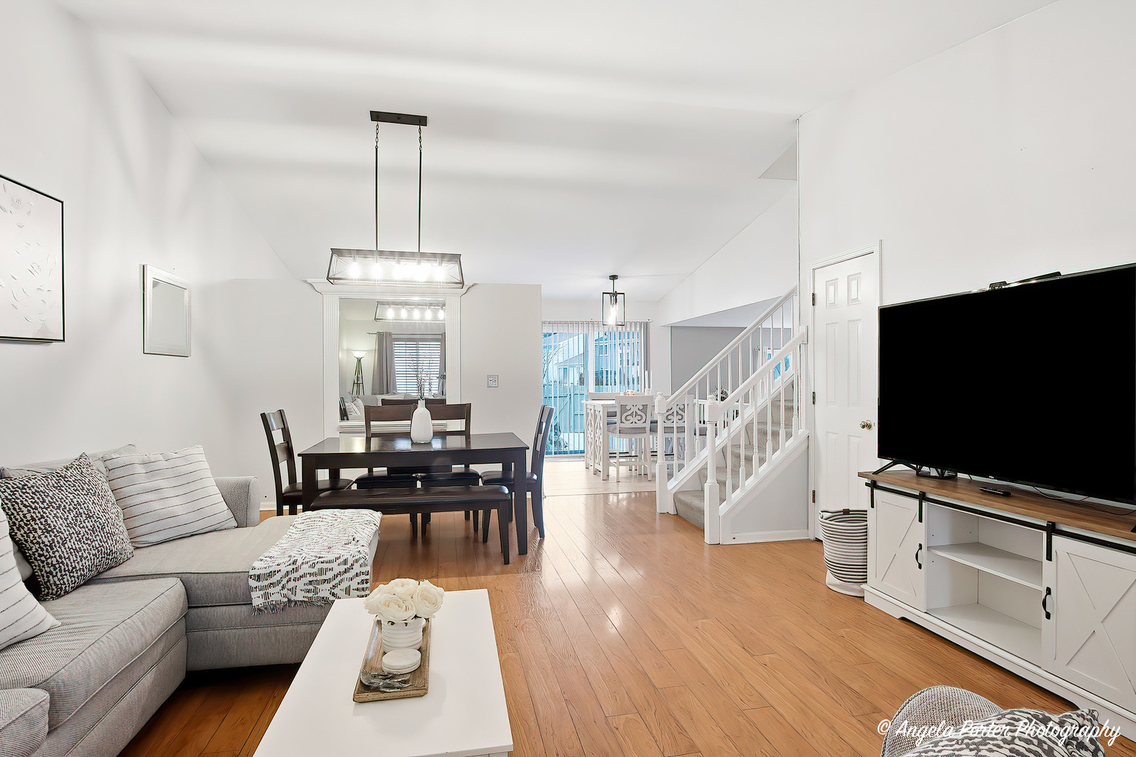 2366 Scott Court, Round Lake Beach, IL 60073