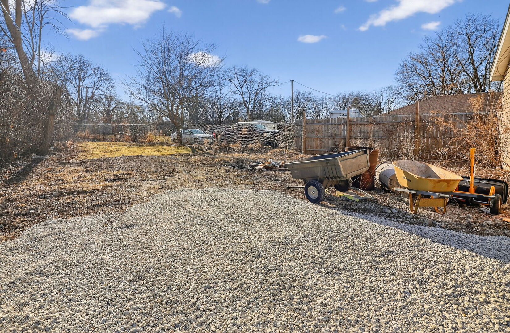 315 Oldfield Road, Downers Grove, IL 60516