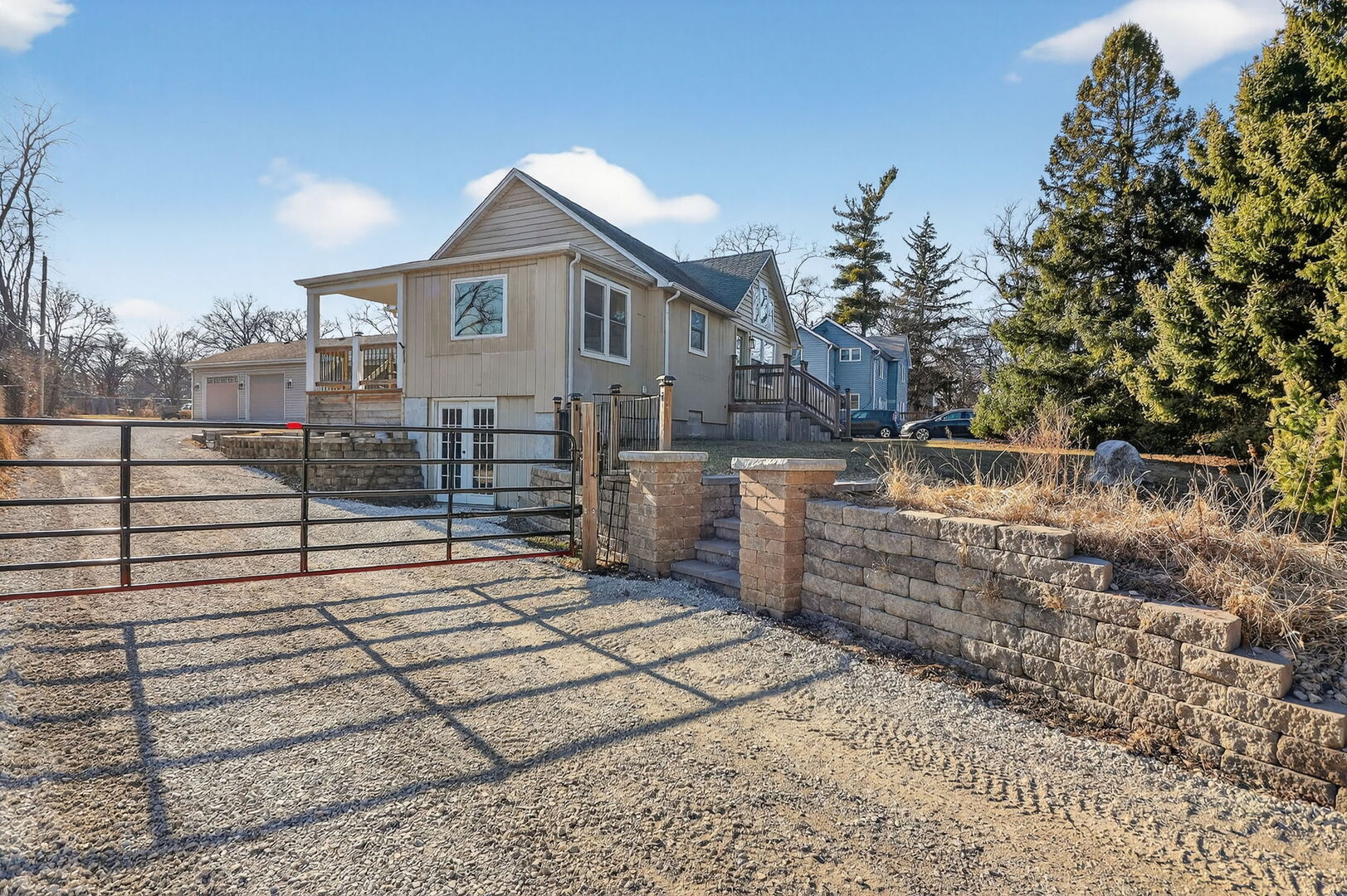 315 Oldfield Road, Downers Grove, IL 60516