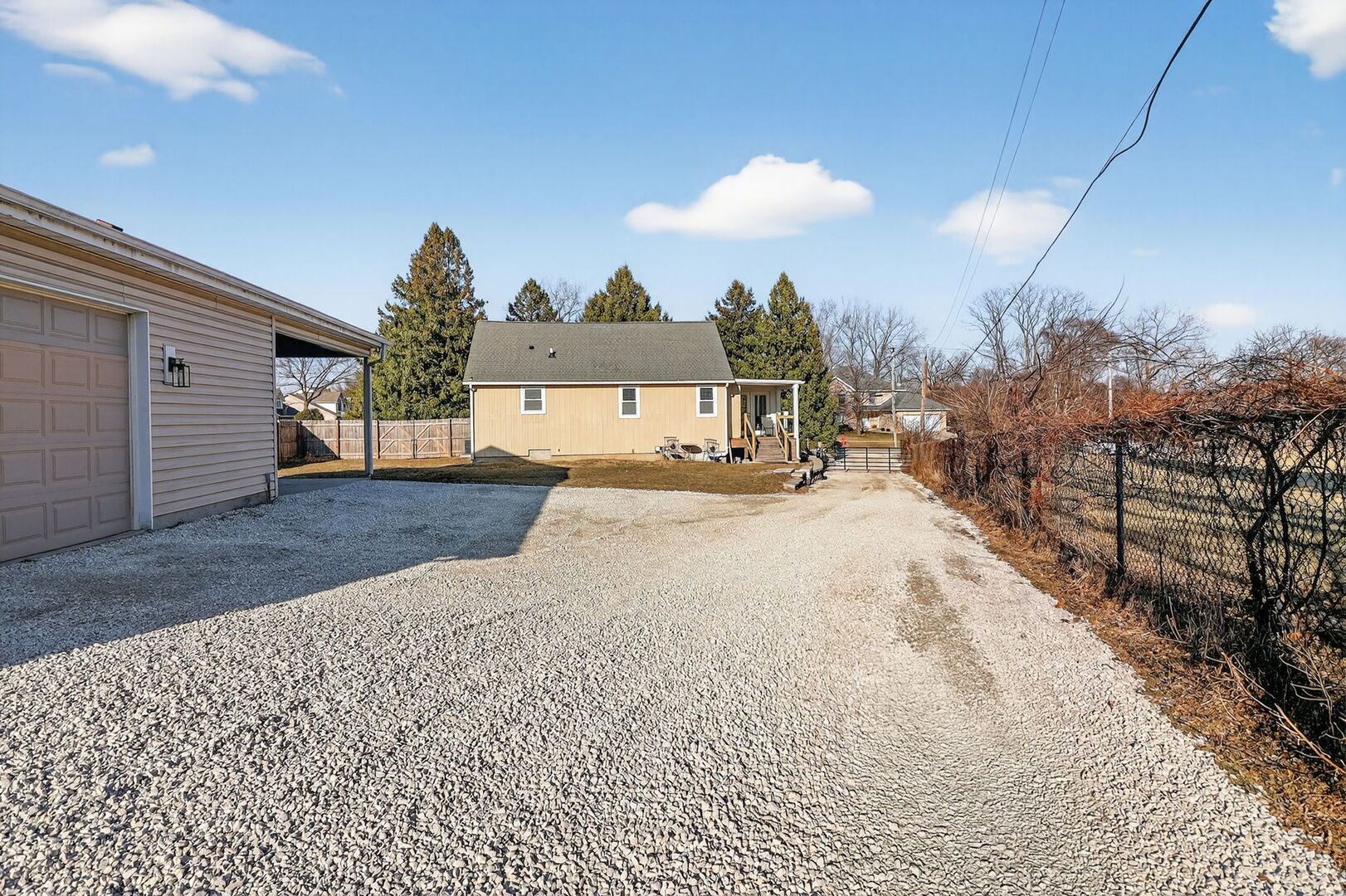 315 Oldfield Road, Downers Grove, IL 60516