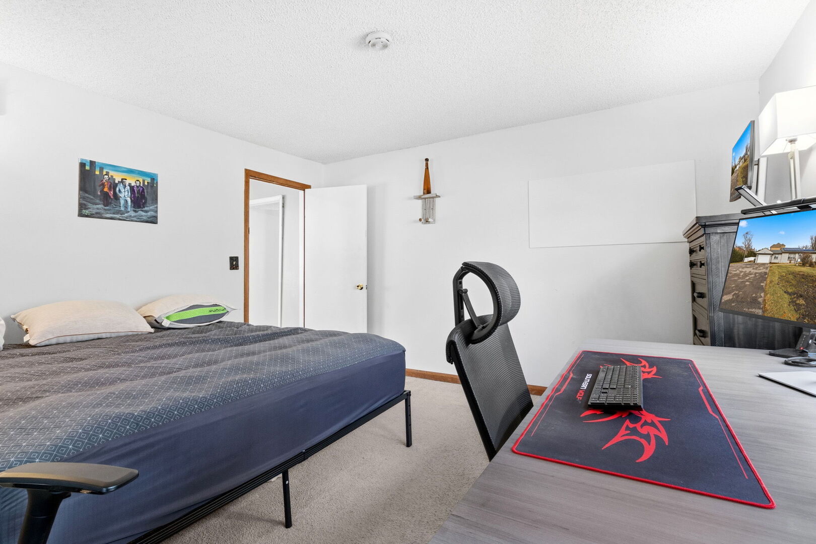 100 Pratt Boulevard, Roselle, IL 60172