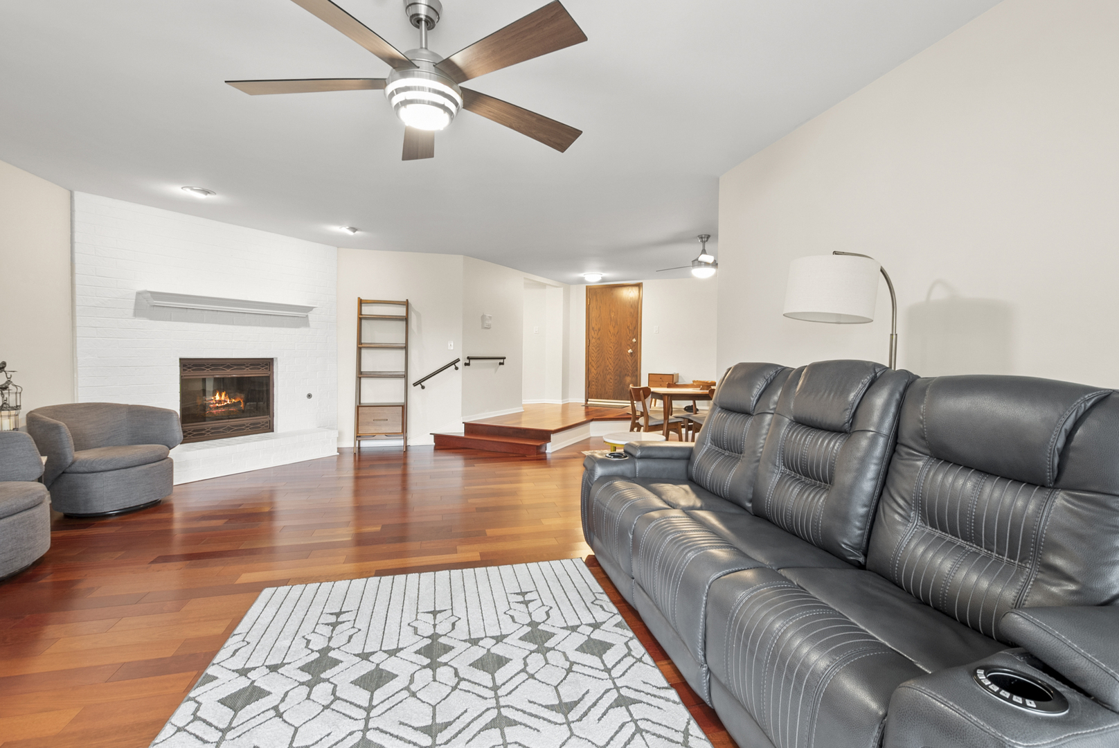 13159 S Westview Drive #2B, Palos Heights, IL 60463