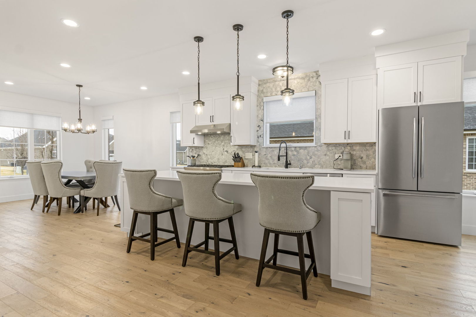 16511 Kayla Drive, Lemont, IL 60439