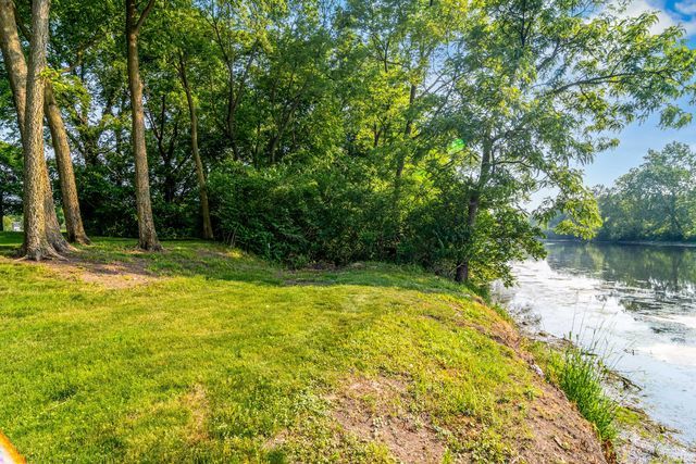 706 W Sycamore Street, Millington, IL 60537