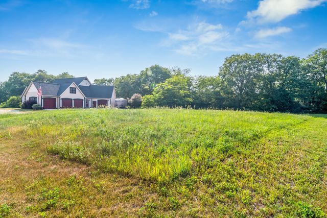 706 W Sycamore Street, Millington, IL 60537