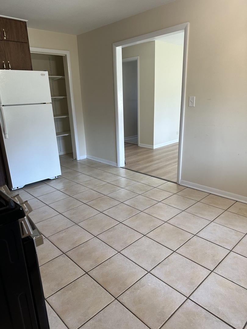 16664 W Aptakisic Road #1E, Lincolnshire, IL 60069