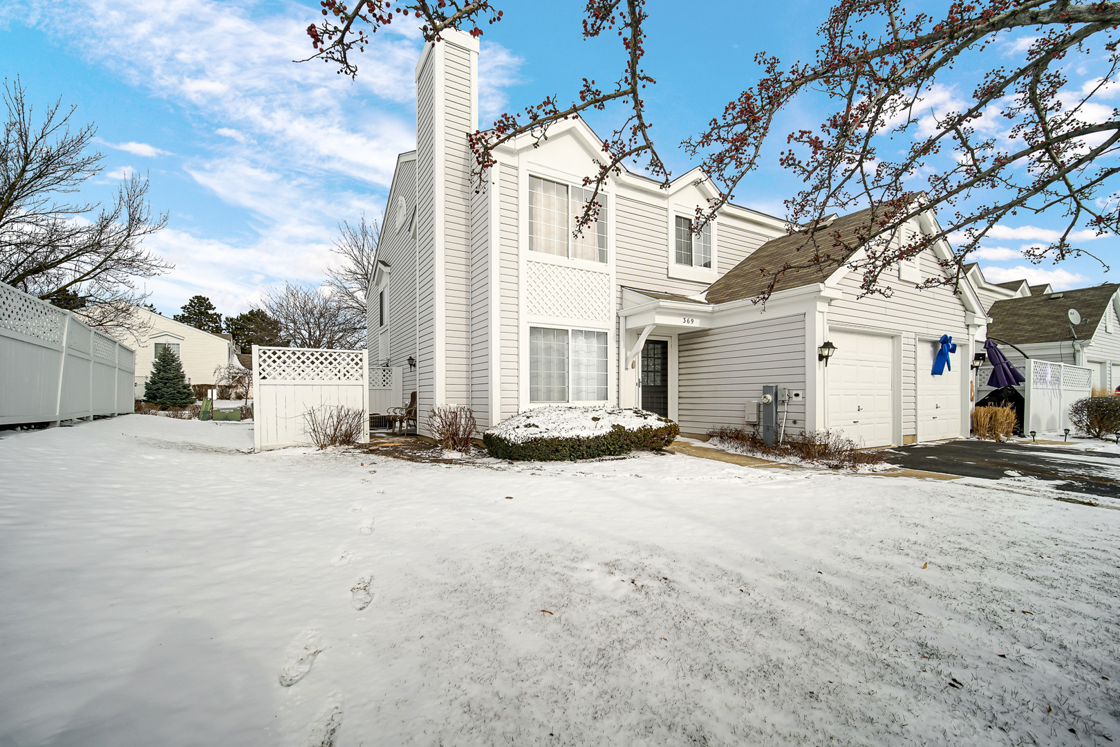 369 Gregory Street, Aurora, IL 60504