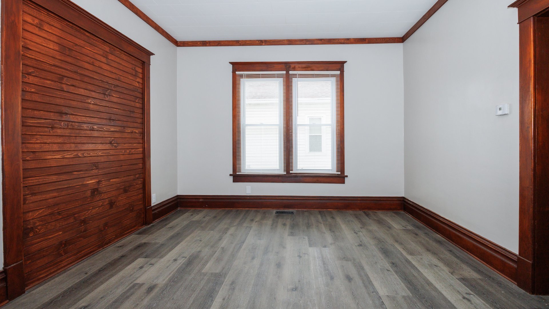 907 E Madison Street, Pontiac, IL 61764