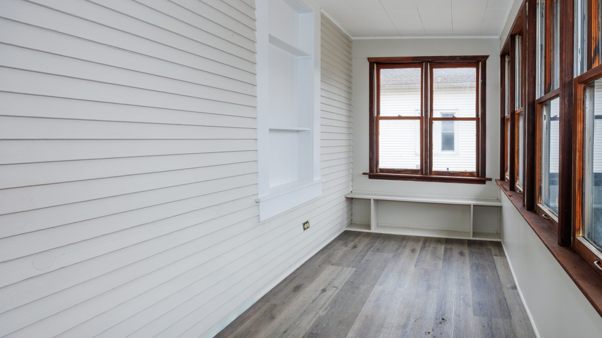 907 E Madison Street, Pontiac, IL 61764