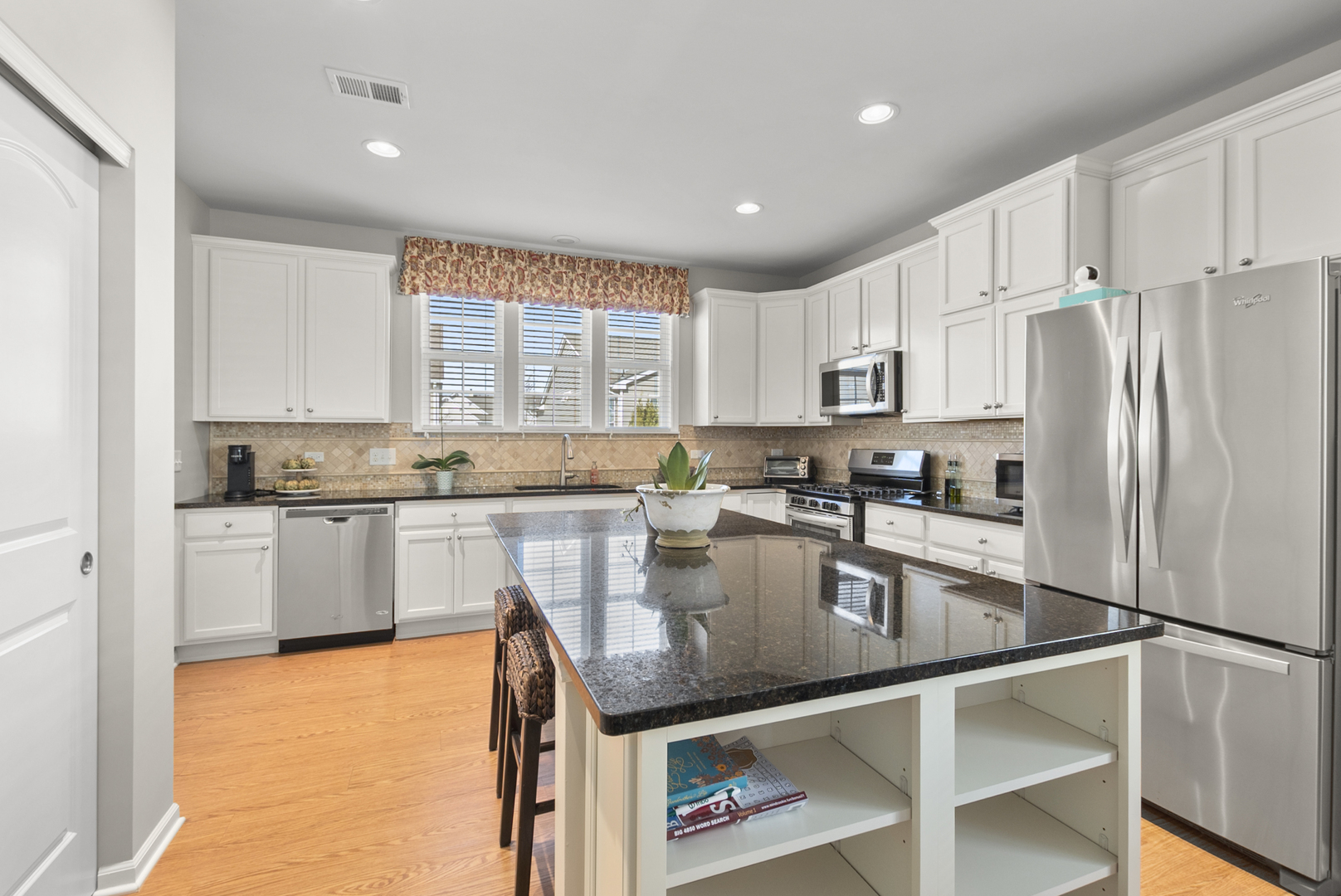 1702 Patriot Street, Shorewood, IL 60404