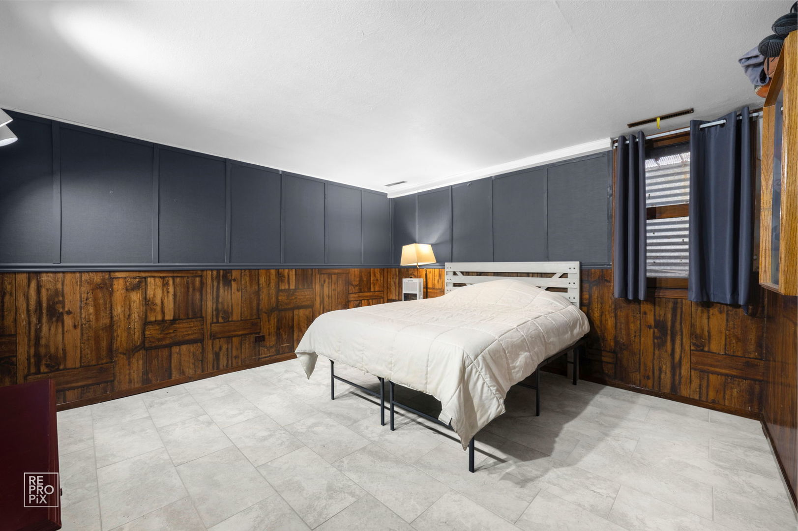 138 N Elmwood Avenue, Wood Dale, IL 60191