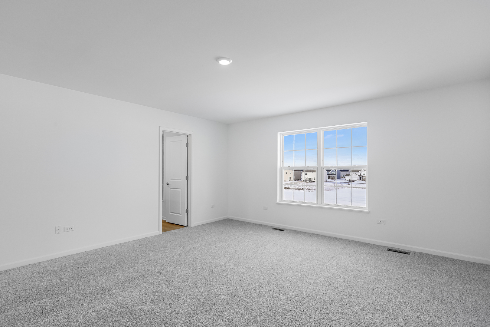 377 Danforth Drive, Oswego, IL 60543