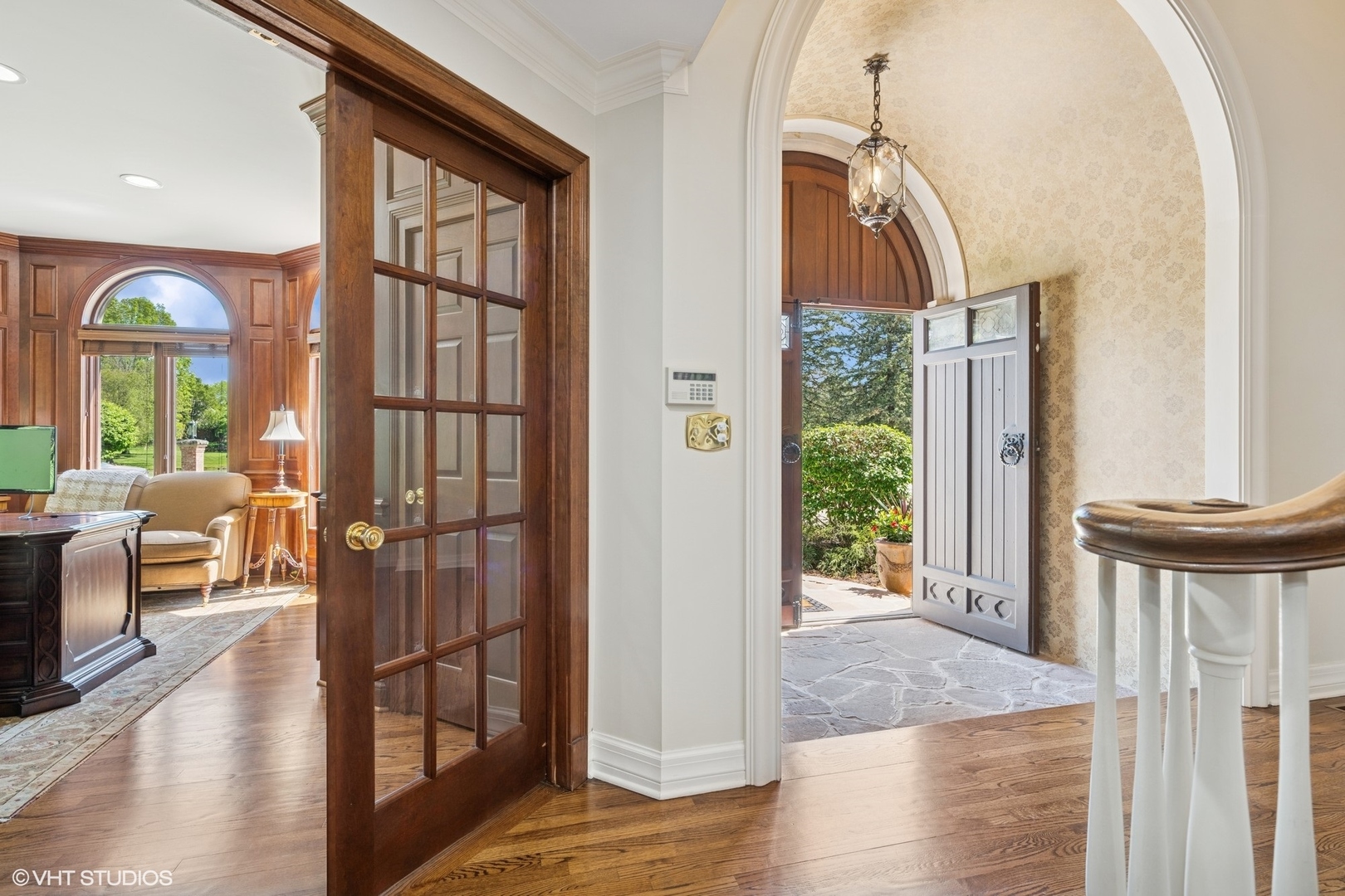 33 Ketterling Court, North Barrington, IL 60010