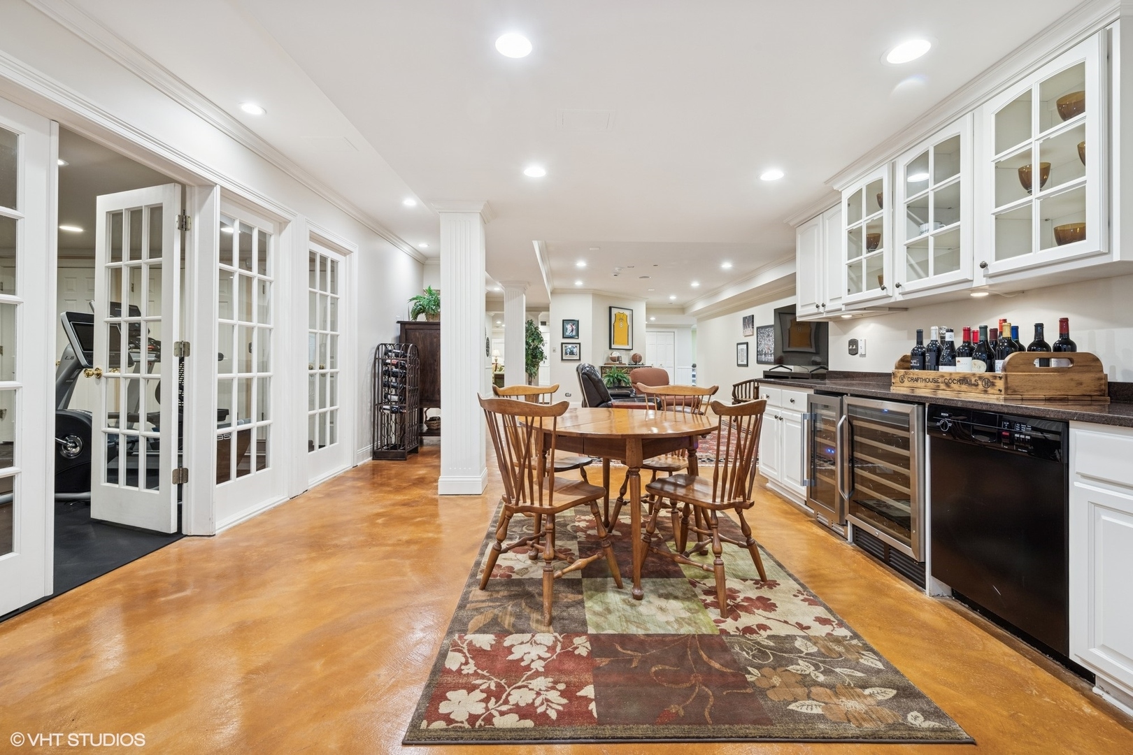 33 Ketterling Court, North Barrington, IL 60010