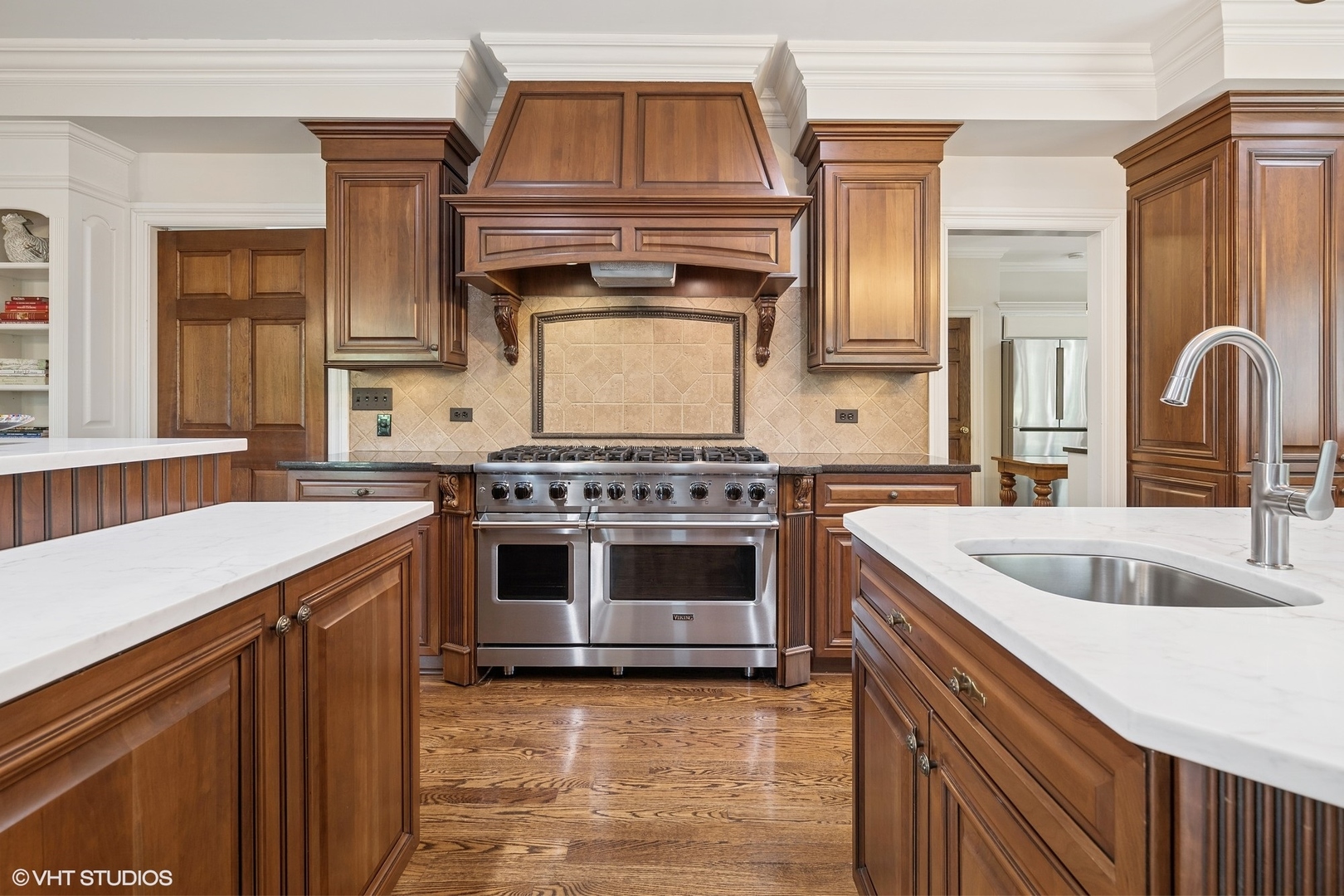 33 Ketterling Court, North Barrington, IL 60010