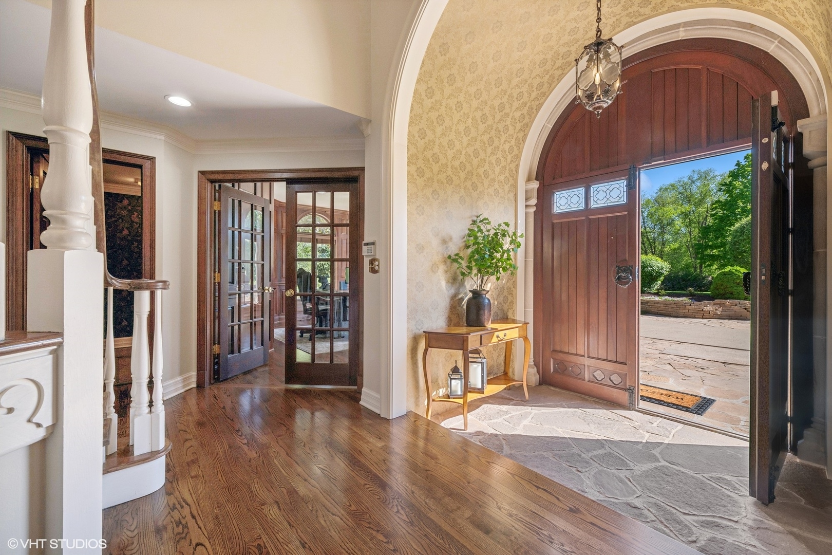 33 Ketterling Court, North Barrington, IL 60010