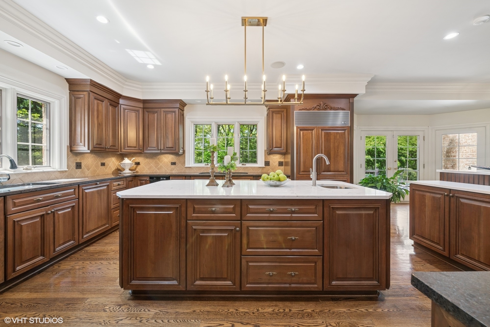 33 Ketterling Court, North Barrington, IL 60010