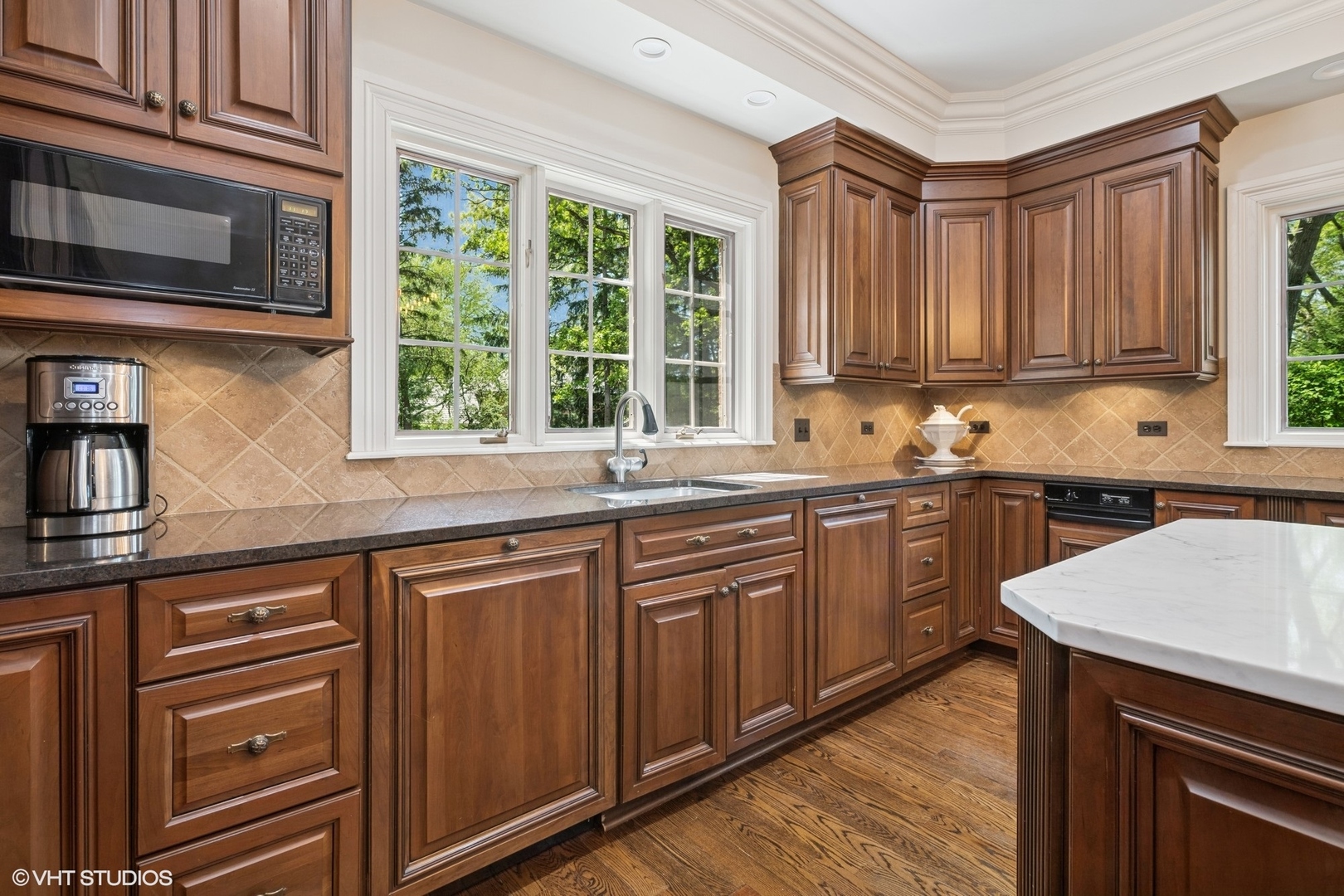 33 Ketterling Court, North Barrington, IL 60010