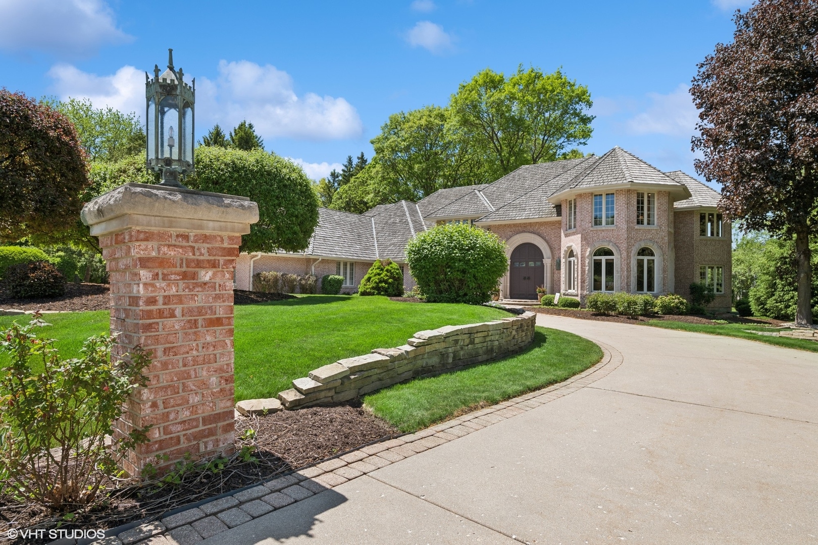 33 Ketterling Court, North Barrington, IL 60010